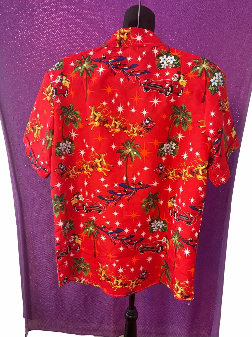 🆕💜SSLR Men’s Christmas Hawaiian Shirt Santa Reindeer Classic Car Button Up NWOT - Picture 4 of 10